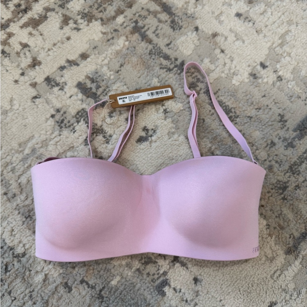 SKIMS Light Pink Strapless Bra